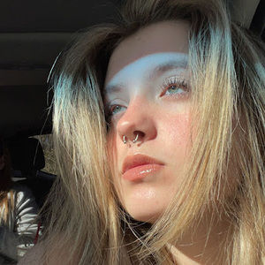 Meet your Posher, Availey